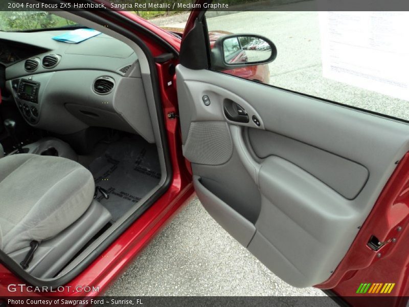 Sangria Red Metallic / Medium Graphite 2004 Ford Focus ZX5 Hatchback