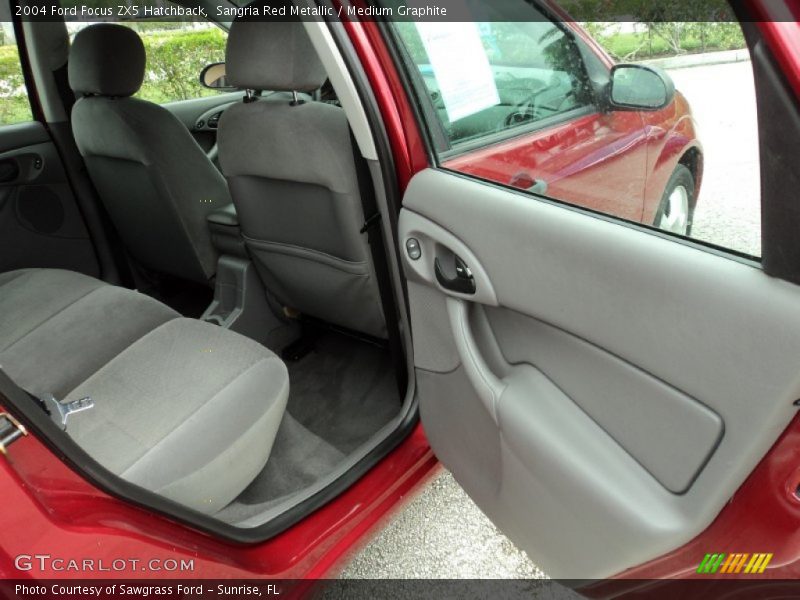 Sangria Red Metallic / Medium Graphite 2004 Ford Focus ZX5 Hatchback