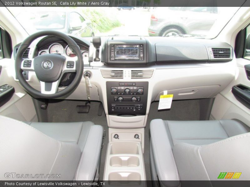 Calla Lily White / Aero Gray 2012 Volkswagen Routan SE