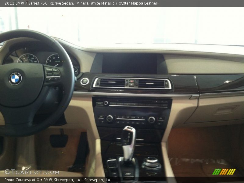 Mineral White Metallic / Oyster Nappa Leather 2011 BMW 7 Series 750i xDrive Sedan
