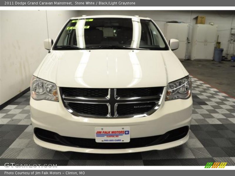 Stone White / Black/Light Graystone 2011 Dodge Grand Caravan Mainstreet