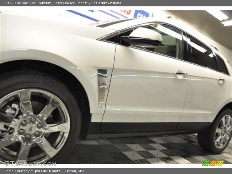 Platinum Ice Tricoat / Shale/Brownstone 2012 Cadillac SRX Premium