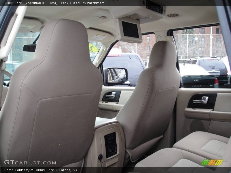 Black / Medium Parchment 2006 Ford Expedition XLT 4x4