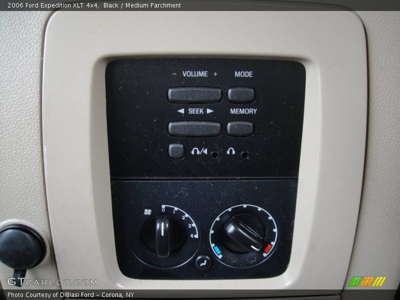 Black / Medium Parchment 2006 Ford Expedition XLT 4x4