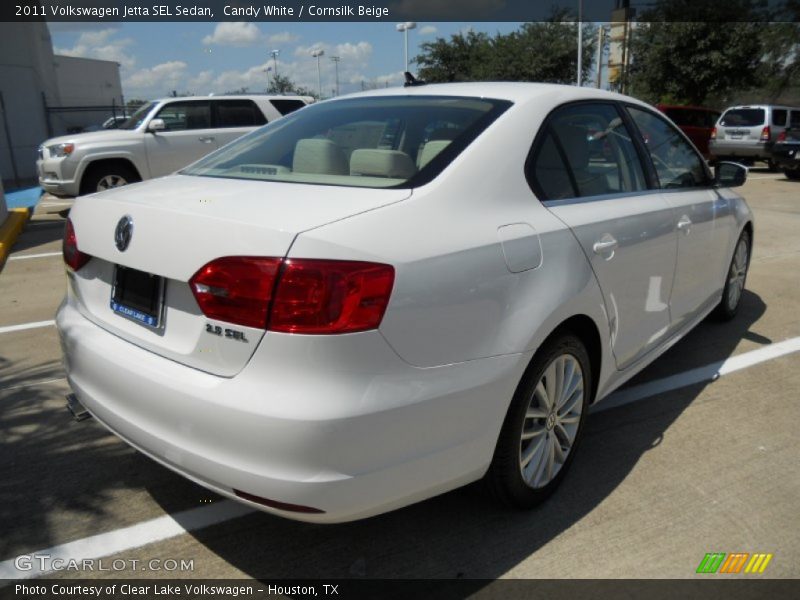 Candy White / Cornsilk Beige 2011 Volkswagen Jetta SEL Sedan