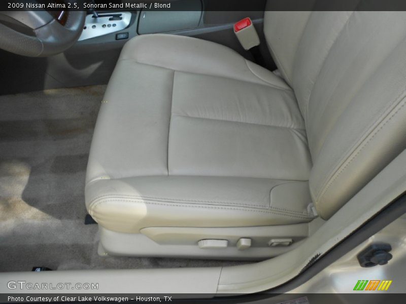 Sonoran Sand Metallic / Blond 2009 Nissan Altima 2.5