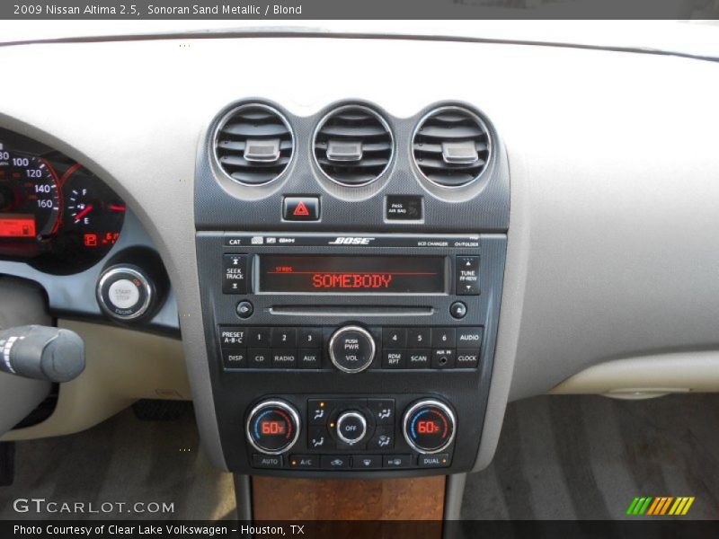 Sonoran Sand Metallic / Blond 2009 Nissan Altima 2.5