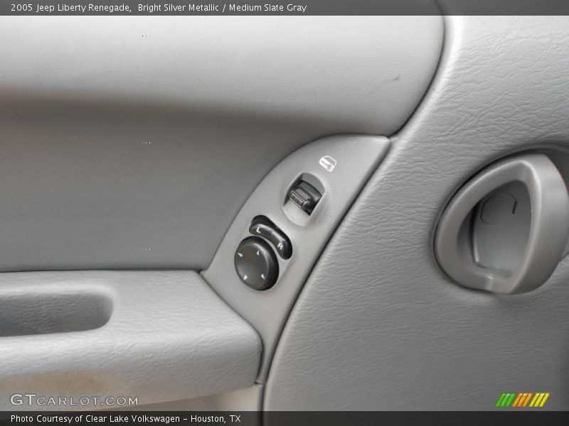 Bright Silver Metallic / Medium Slate Gray 2005 Jeep Liberty Renegade