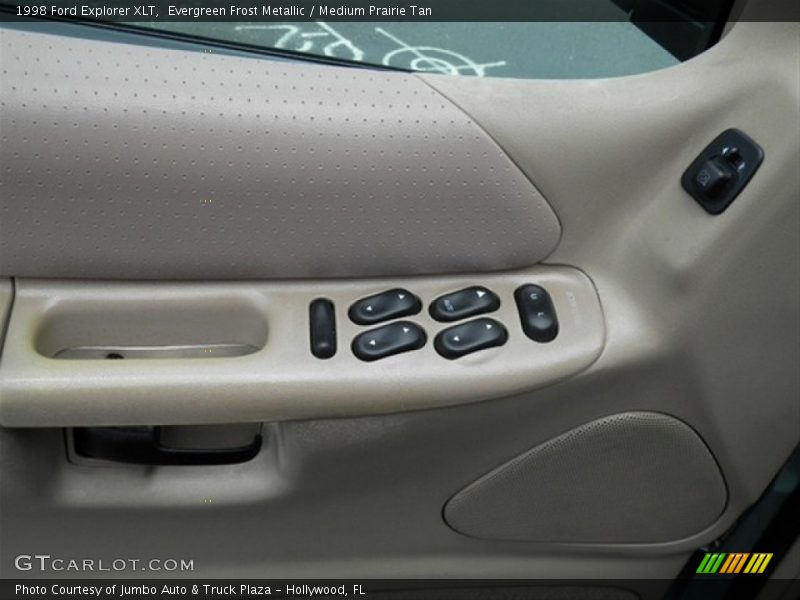 Evergreen Frost Metallic / Medium Prairie Tan 1998 Ford Explorer XLT