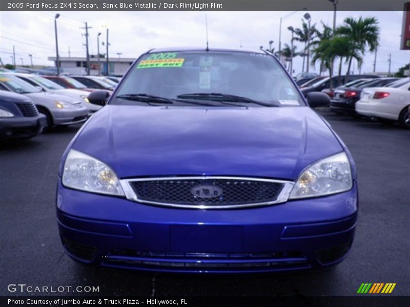 Sonic Blue Metallic / Dark Flint/Light Flint 2005 Ford Focus ZX4 S Sedan