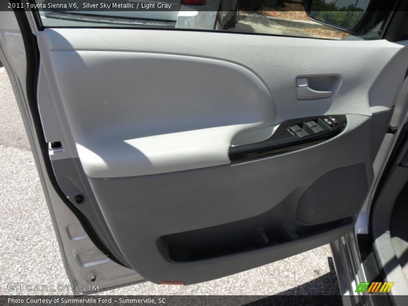 Silver Sky Metallic / Light Gray 2011 Toyota Sienna V6