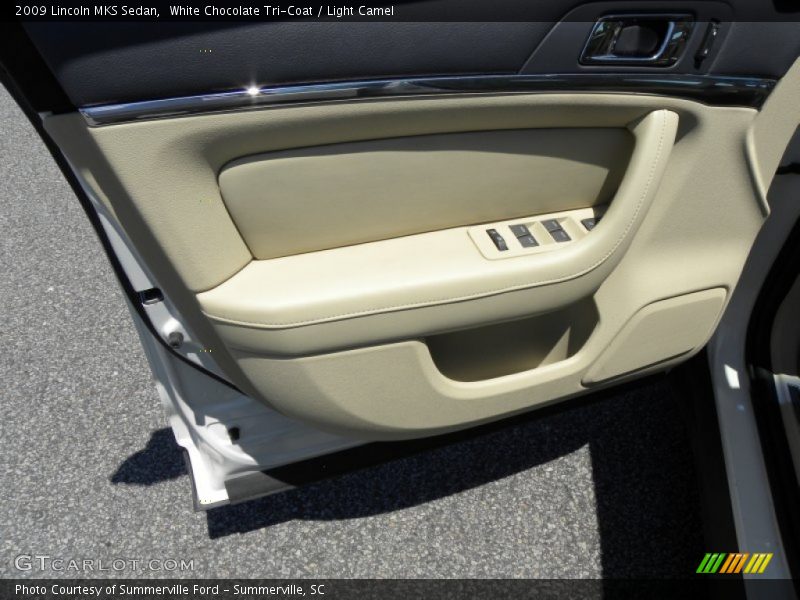 White Chocolate Tri-Coat / Light Camel 2009 Lincoln MKS Sedan