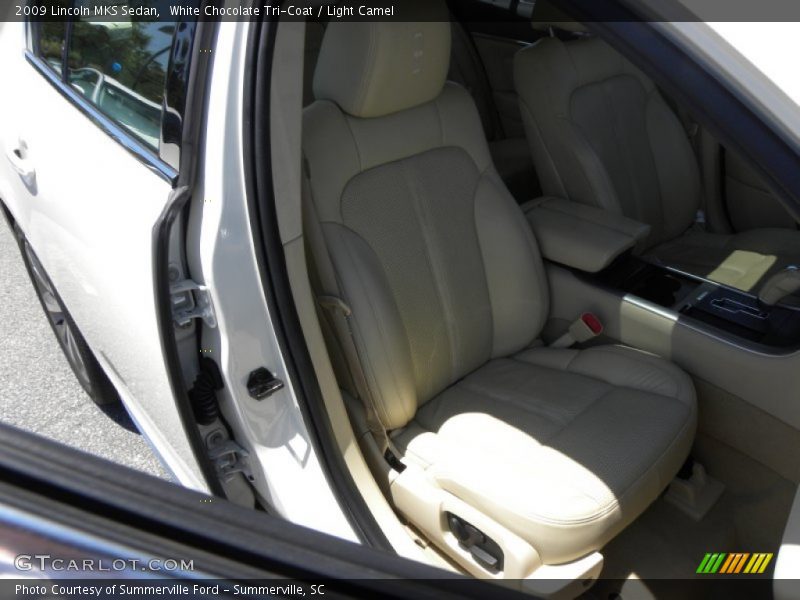 White Chocolate Tri-Coat / Light Camel 2009 Lincoln MKS Sedan