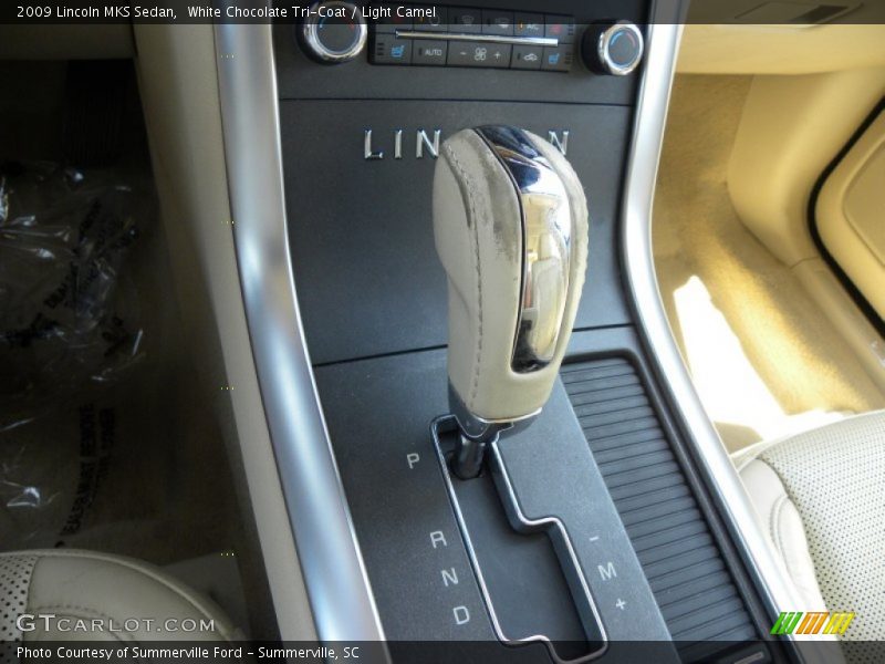 White Chocolate Tri-Coat / Light Camel 2009 Lincoln MKS Sedan