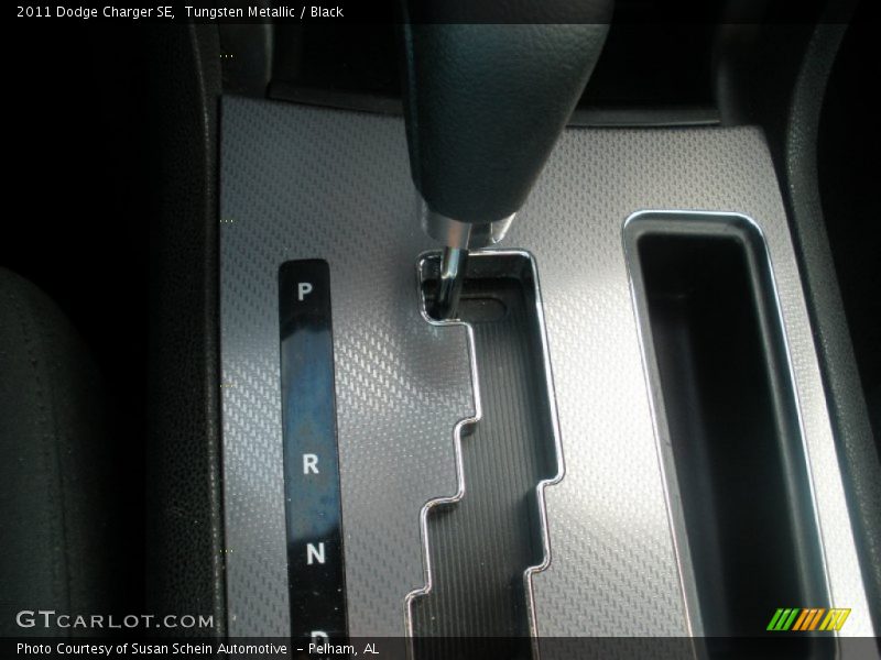 Tungsten Metallic / Black 2011 Dodge Charger SE
