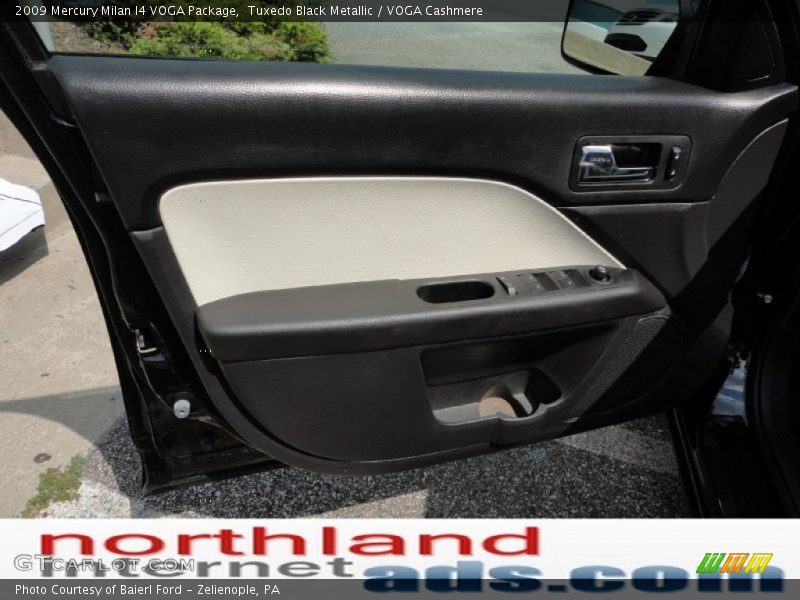 Tuxedo Black Metallic / VOGA Cashmere 2009 Mercury Milan I4 VOGA Package