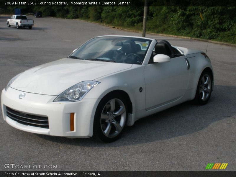 Moonlight White / Charcoal Leather 2009 Nissan 350Z Touring Roadster