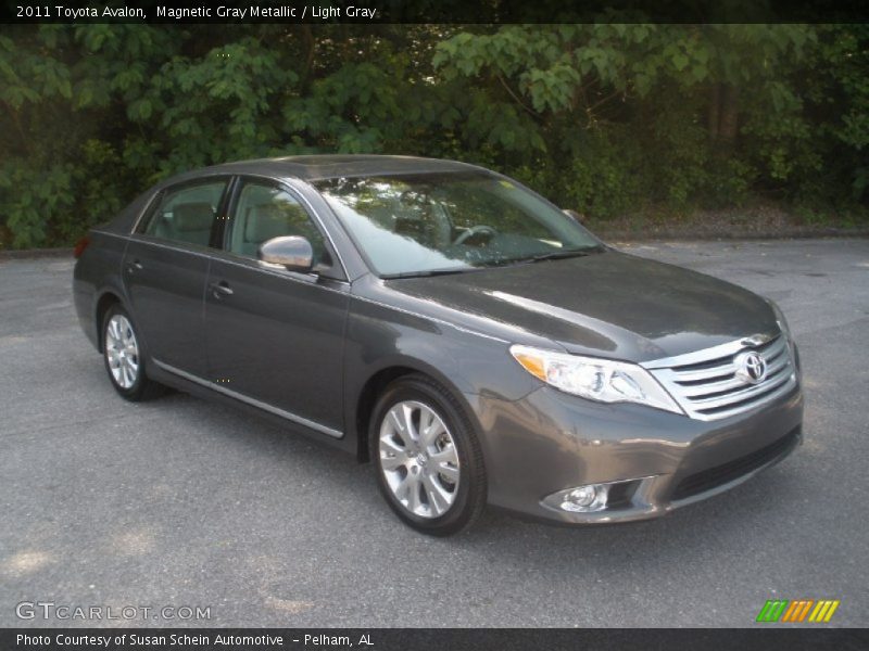 Magnetic Gray Metallic / Light Gray 2011 Toyota Avalon