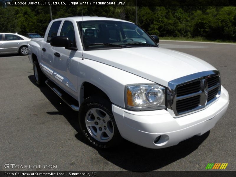 Bright White / Medium Slate Gray 2005 Dodge Dakota SLT Quad Cab