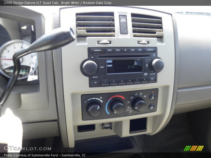 Bright White / Medium Slate Gray 2005 Dodge Dakota SLT Quad Cab