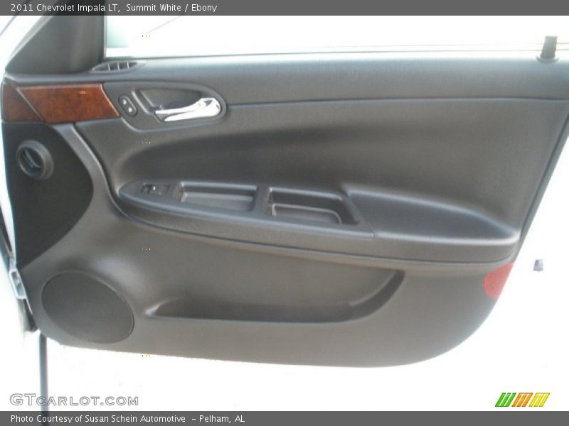 Summit White / Ebony 2011 Chevrolet Impala LT