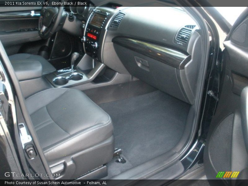 Ebony Black / Black 2011 Kia Sorento EX V6