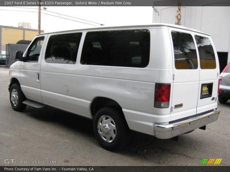Oxford White / Medium Flint Grey 2007 Ford E Series Van E150 Passenger