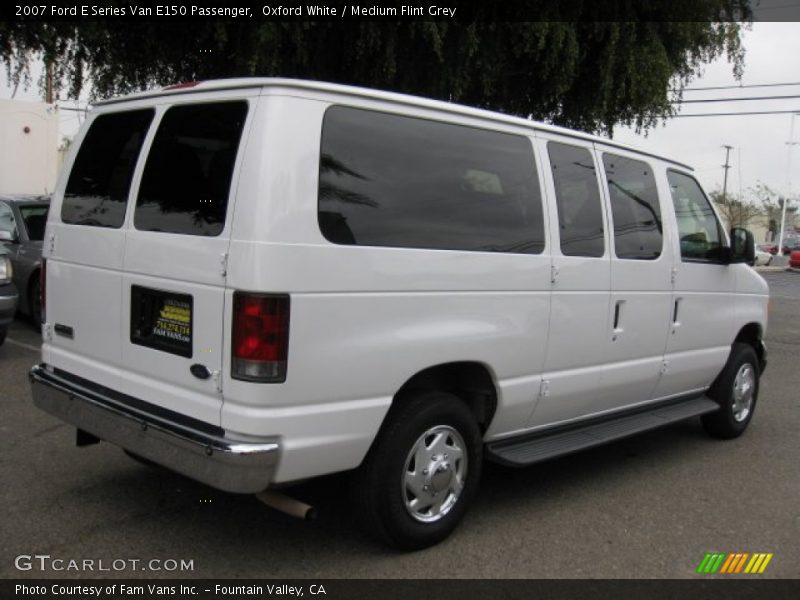 Oxford White / Medium Flint Grey 2007 Ford E Series Van E150 Passenger