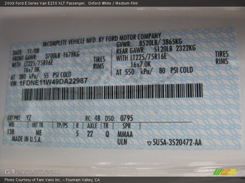 Oxford White / Medium Flint 2009 Ford E Series Van E150 XLT Passenger