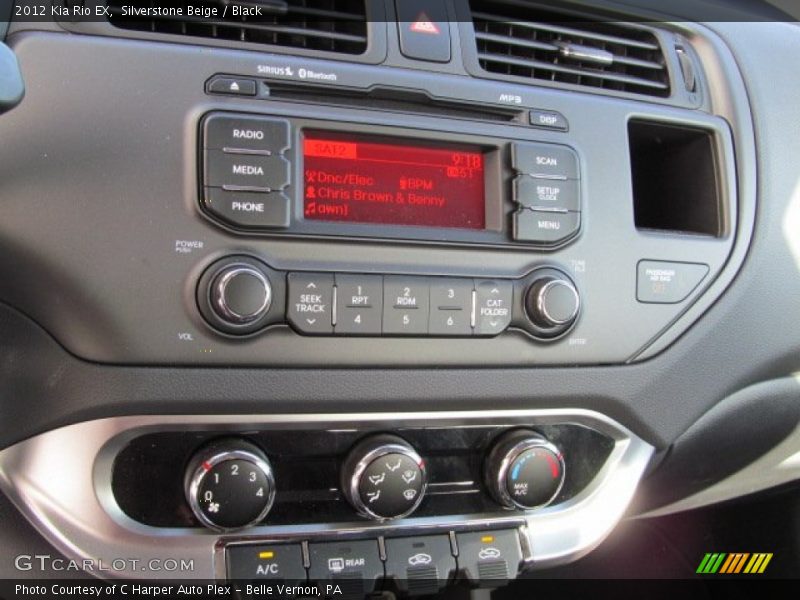 Silverstone Beige / Black 2012 Kia Rio EX