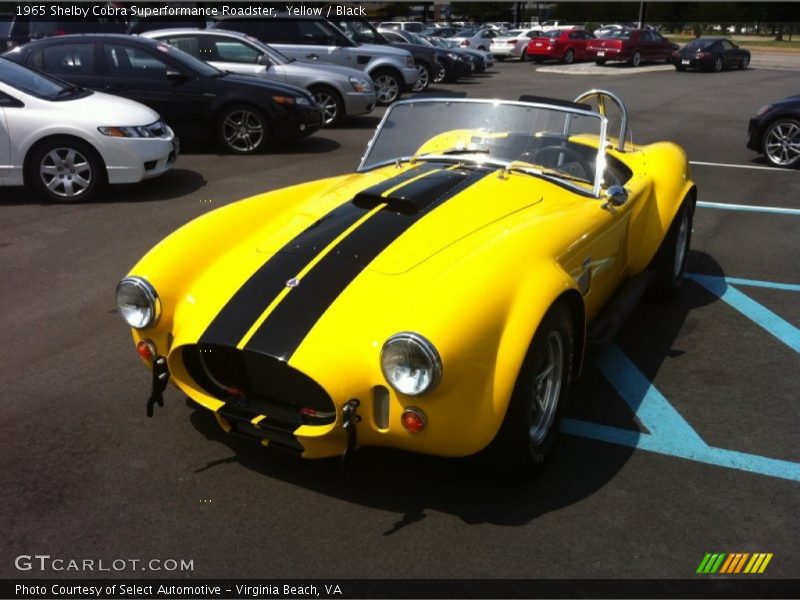Yellow / Black 1965 Shelby Cobra Superformance Roadster