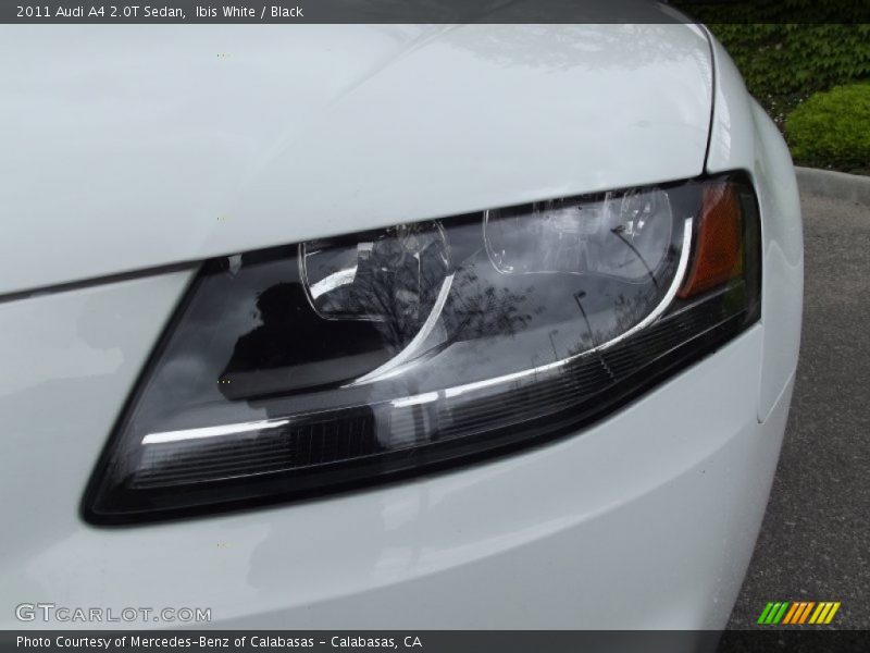 Ibis White / Black 2011 Audi A4 2.0T Sedan