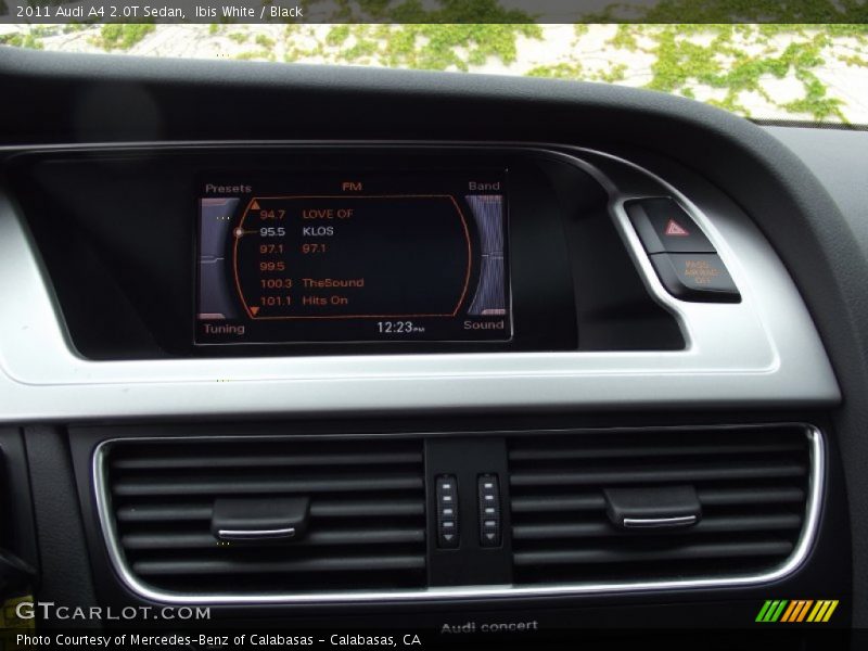 Ibis White / Black 2011 Audi A4 2.0T Sedan