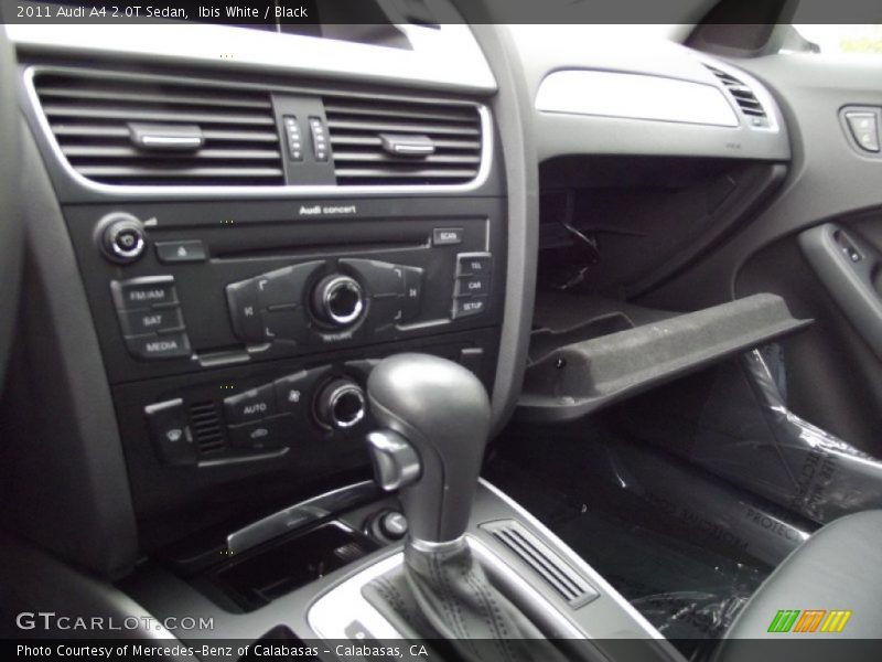 Ibis White / Black 2011 Audi A4 2.0T Sedan