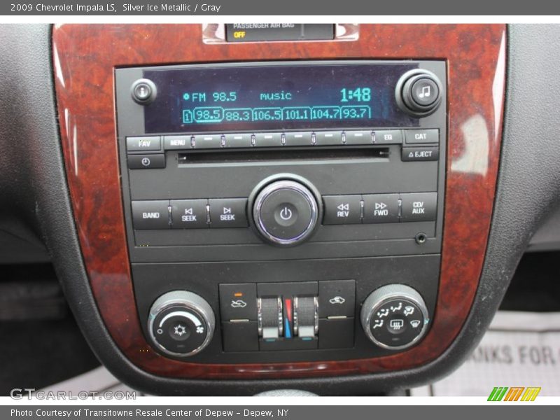 Silver Ice Metallic / Gray 2009 Chevrolet Impala LS