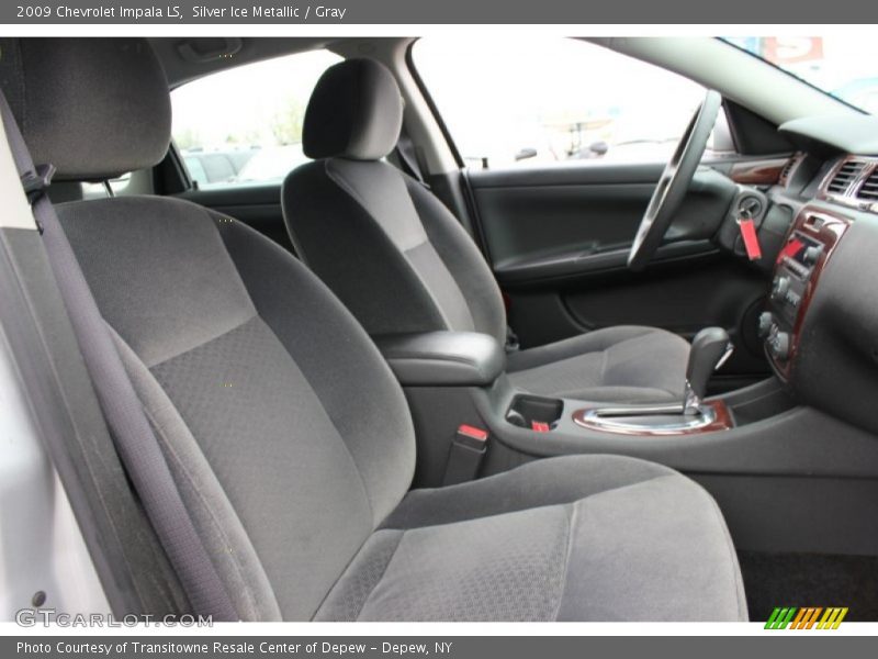 Silver Ice Metallic / Gray 2009 Chevrolet Impala LS