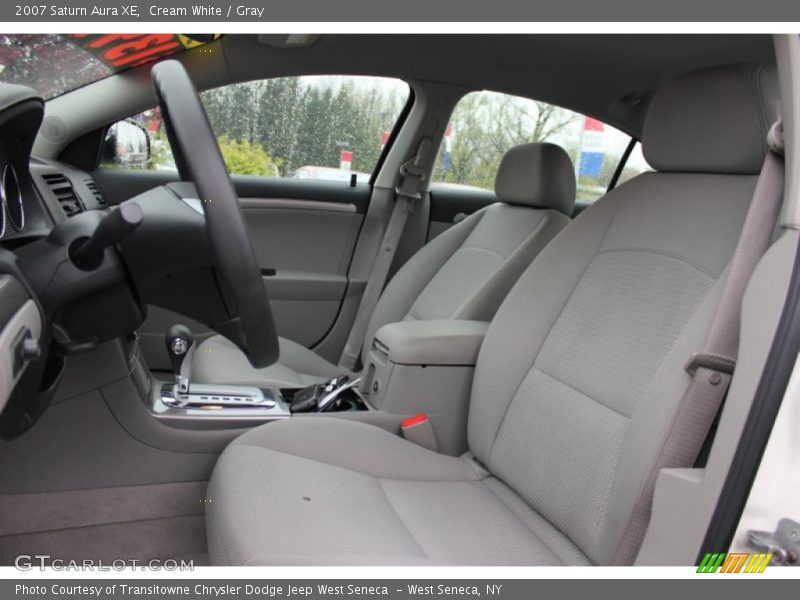 Cream White / Gray 2007 Saturn Aura XE