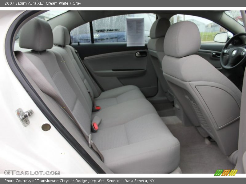 Cream White / Gray 2007 Saturn Aura XE