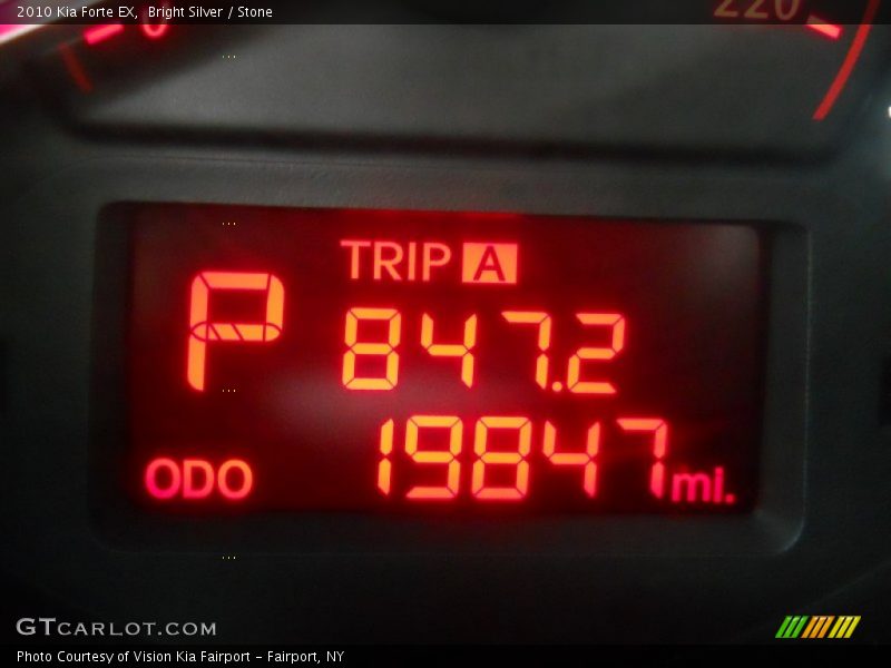 Bright Silver / Stone 2010 Kia Forte EX