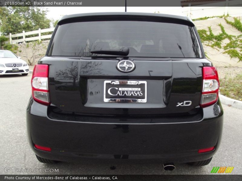 Black Sand Pearl / Charcoal 2010 Scion xD