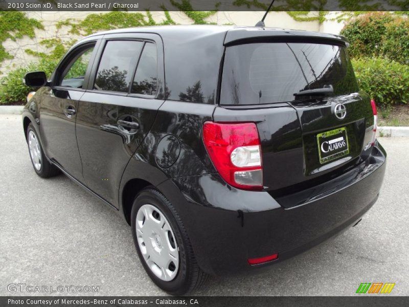 Black Sand Pearl / Charcoal 2010 Scion xD