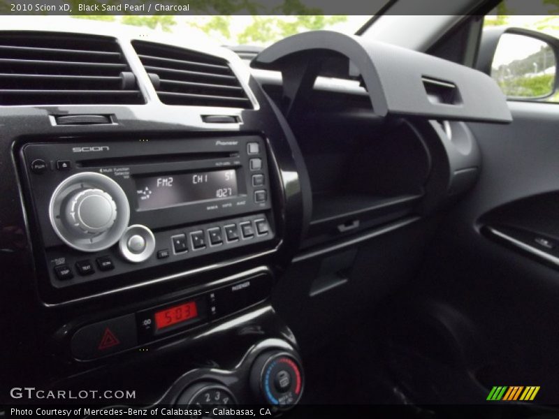 Black Sand Pearl / Charcoal 2010 Scion xD
