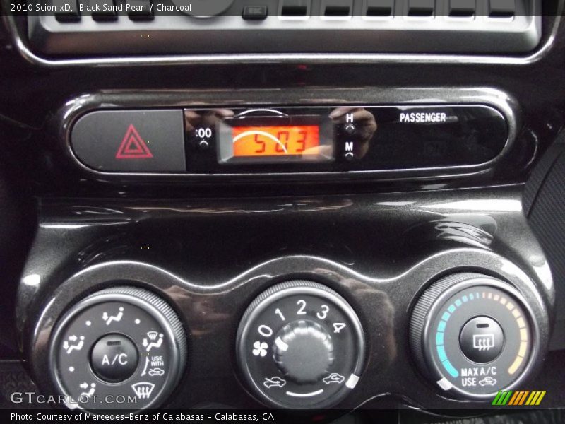 Black Sand Pearl / Charcoal 2010 Scion xD
