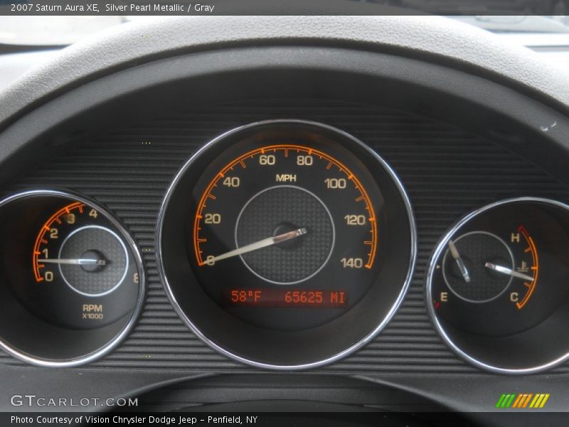 Silver Pearl Metallic / Gray 2007 Saturn Aura XE