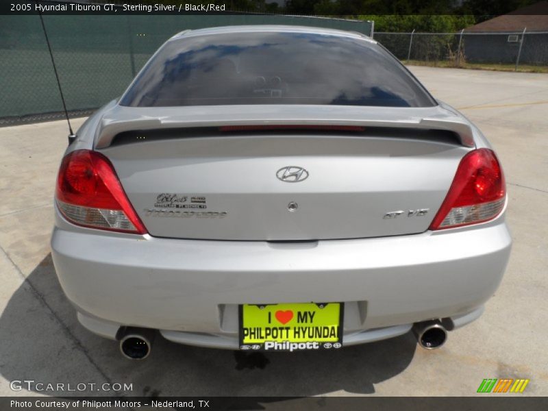 Sterling Silver / Black/Red 2005 Hyundai Tiburon GT