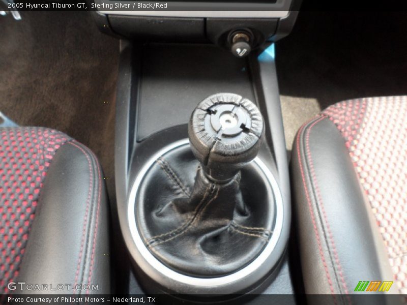 Sterling Silver / Black/Red 2005 Hyundai Tiburon GT