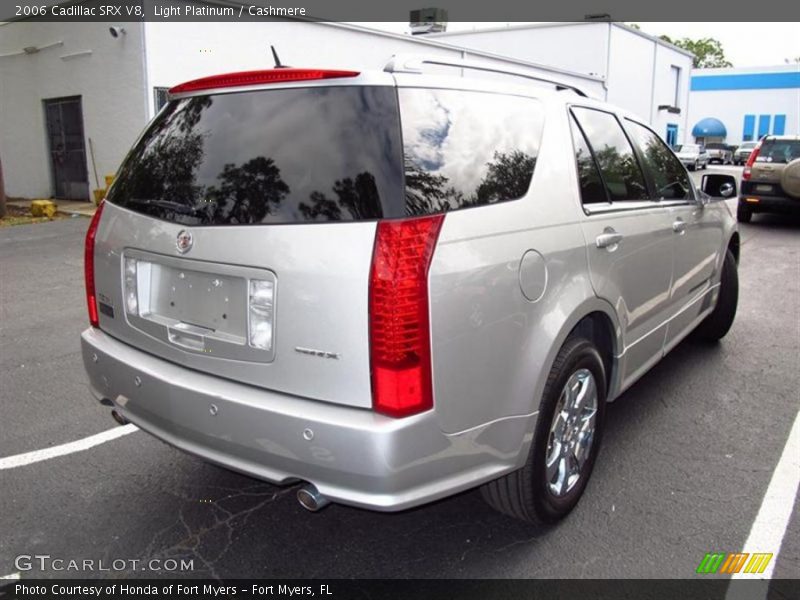 Light Platinum / Cashmere 2006 Cadillac SRX V8