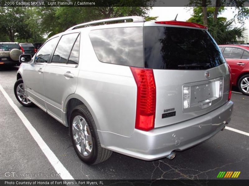 Light Platinum / Cashmere 2006 Cadillac SRX V8