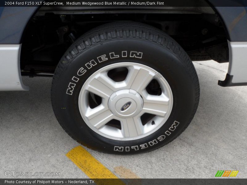 Medium Wedgewood Blue Metallic / Medium/Dark Flint 2004 Ford F150 XLT SuperCrew