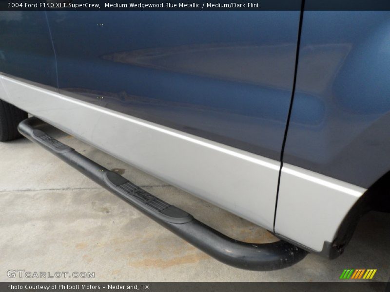 Medium Wedgewood Blue Metallic / Medium/Dark Flint 2004 Ford F150 XLT SuperCrew